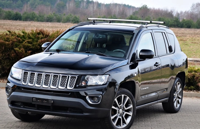 Jeep Compass cena 49700 przebieg: 222000, rok produkcji 2013 z Cybinka małe 277